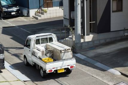 不用品回収業者に依頼する